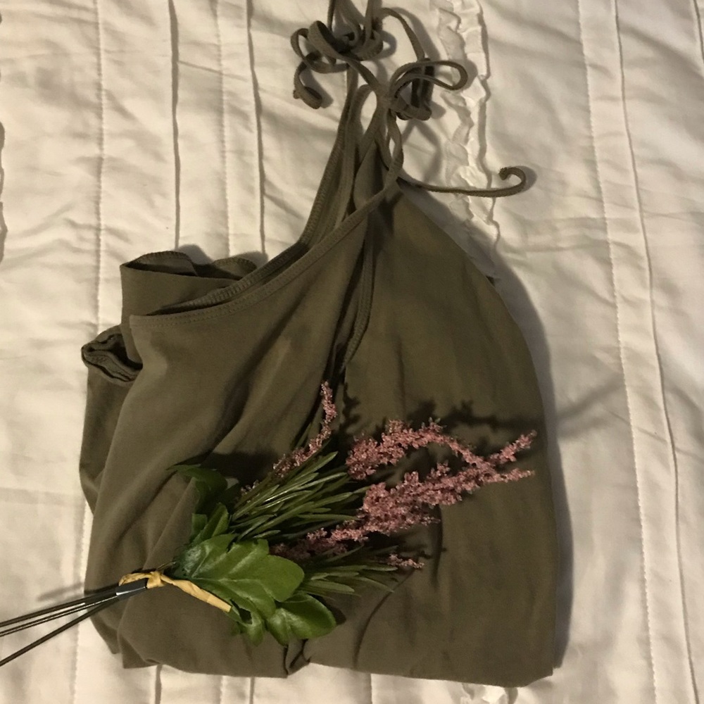A&F | TIE TANK TOP - Picture 4 of 4